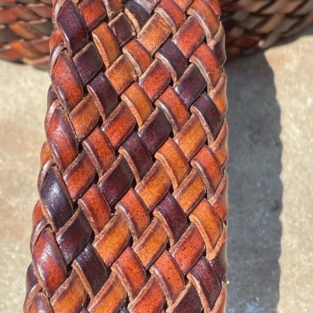 Tommy Bahama woven leather belt mens L rectangle buckle brown tones adjustable